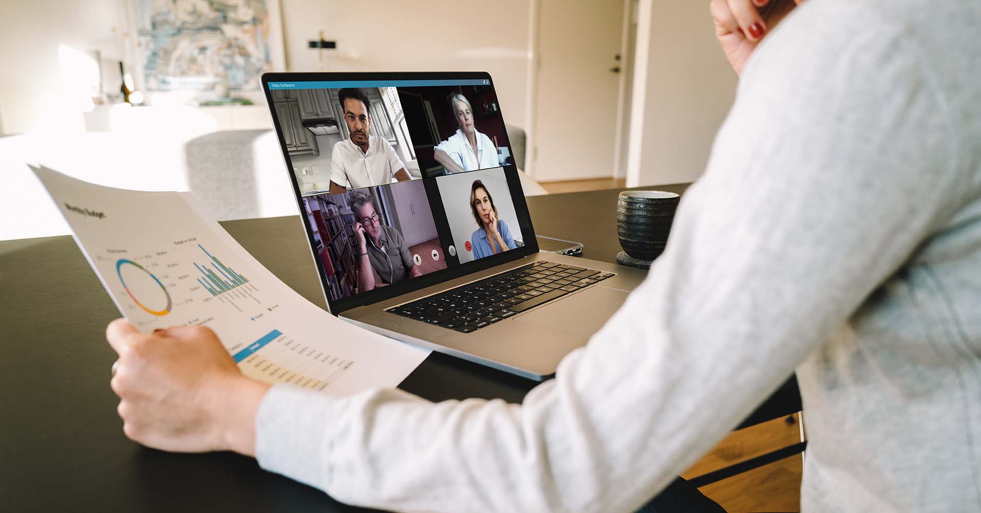 Videokonferenz mit statistischen Unterlagen Videokonferenz mit statistischen Unterlagen